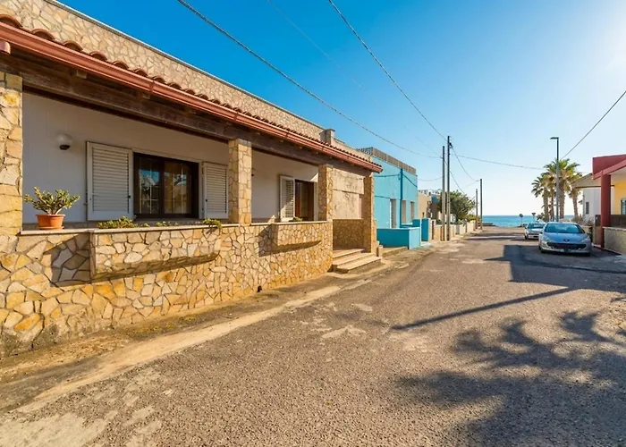 Дом отдыха Brezza Marina - Idromassaggio & Relax By Diddoi *